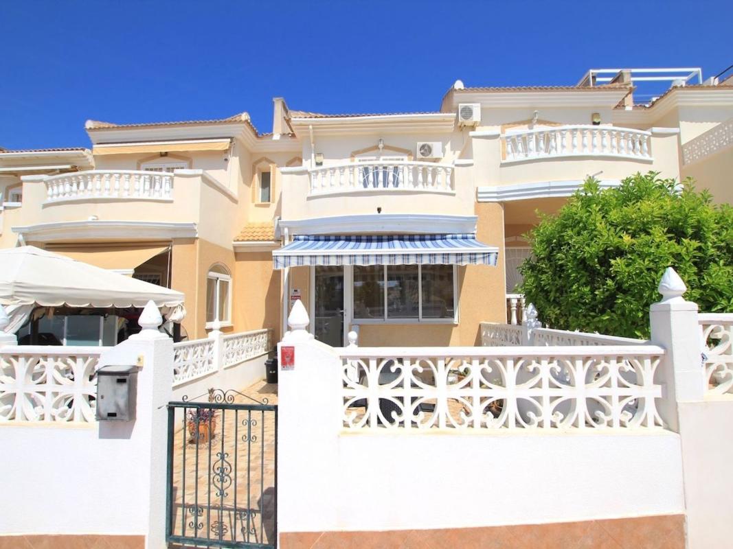 Properties for sale and rent in Spain photo 5