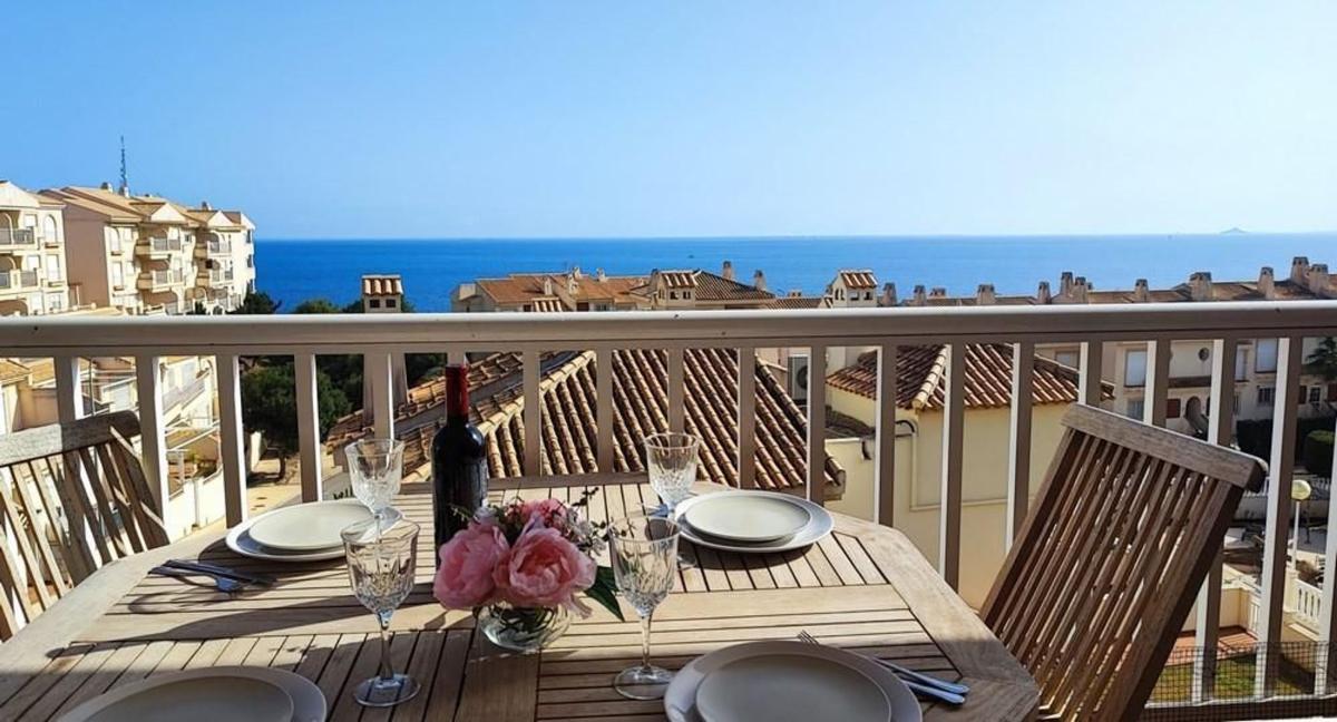 Продажа квартиры на Piso en Avenida de las Adelfas, Aguamarina, Orihuela, Ориуэла
photo 2