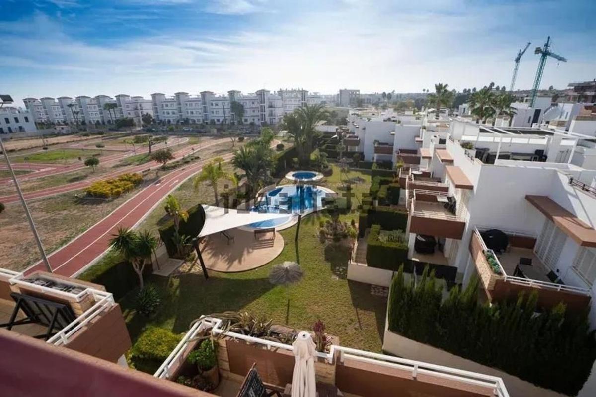 Venta de duplex en Dúplex en Urbanización Pau 20 Ciñuelica, La Ciñuelica - Villa Rosa, Orihuela, Orihuela photo 3