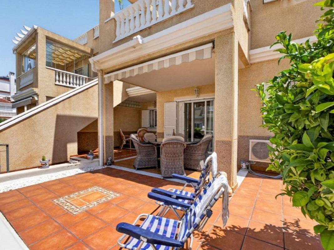 Продажа квартиры на Piso en Plaza R-2 los Pinos, Zeniamar, Orihuela, Ориуэла
photo 3