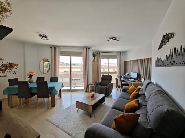Venta de piso en Piso en Calle Carmelo Pérez, 3, Centro, San Miguel de Salinas, San Miguel de Salinas
photo 1