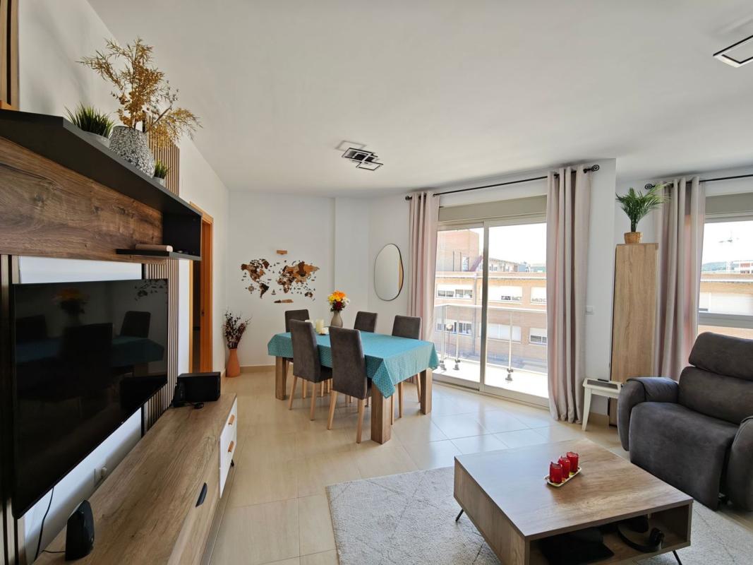 Venta de piso en Piso en Calle Carmelo Pérez, 3, Centro, San Miguel de Salinas, San Miguel de Salinas
 photo 2