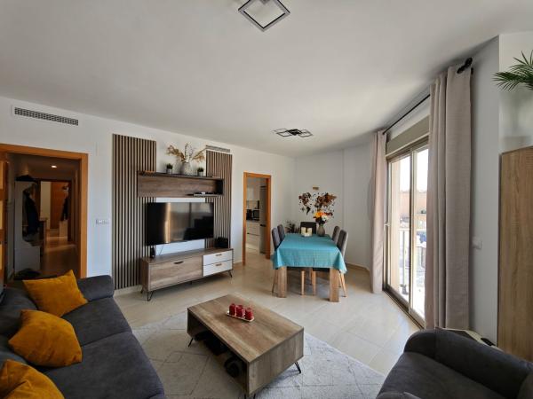 Venta de piso en Piso en Calle Carmelo Pérez, 3, Centro, San Miguel de Salinas, San Miguel de Salinas
 photo 4
