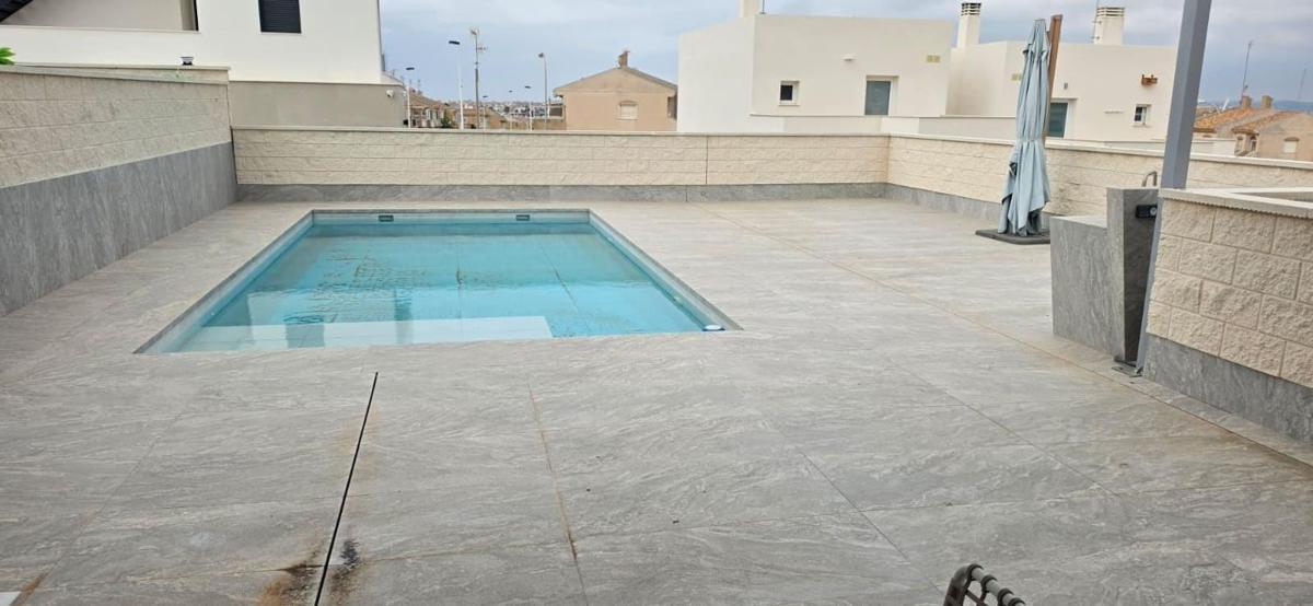 Propiedades en venta y alquiler en España photo 2