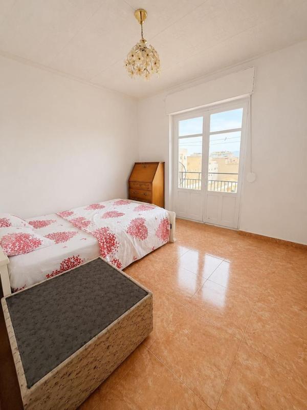 Venta de piso en Piso en Plaza de Toros - Avenida Chapí - Trinquete, Elda, Elda
photo 4