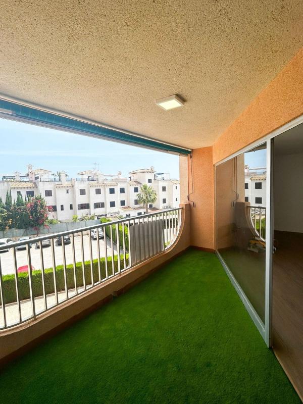 Продажа квартиры на Piso en Calle el Poniente, Cabo Roig, Orihuela, Ориуэла
photo 3