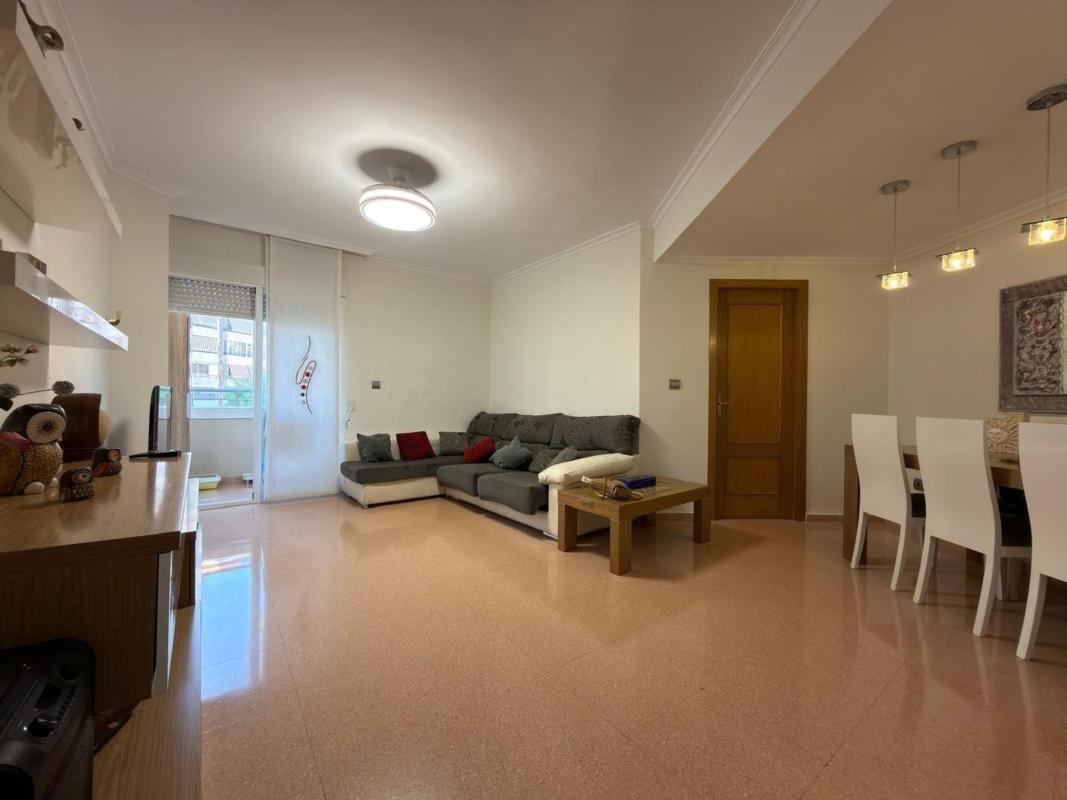 Sprzedaż mieszkania w Piso en Calle la Huerta, 31, Sol y Luz, San Vicente del Raspeig, San Vicente del Raspeig
photo 1