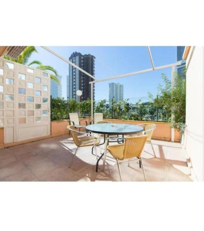 Venta de piso en Piso en Playa de Poniente, Benidorm, Benidorm
 photo 2
