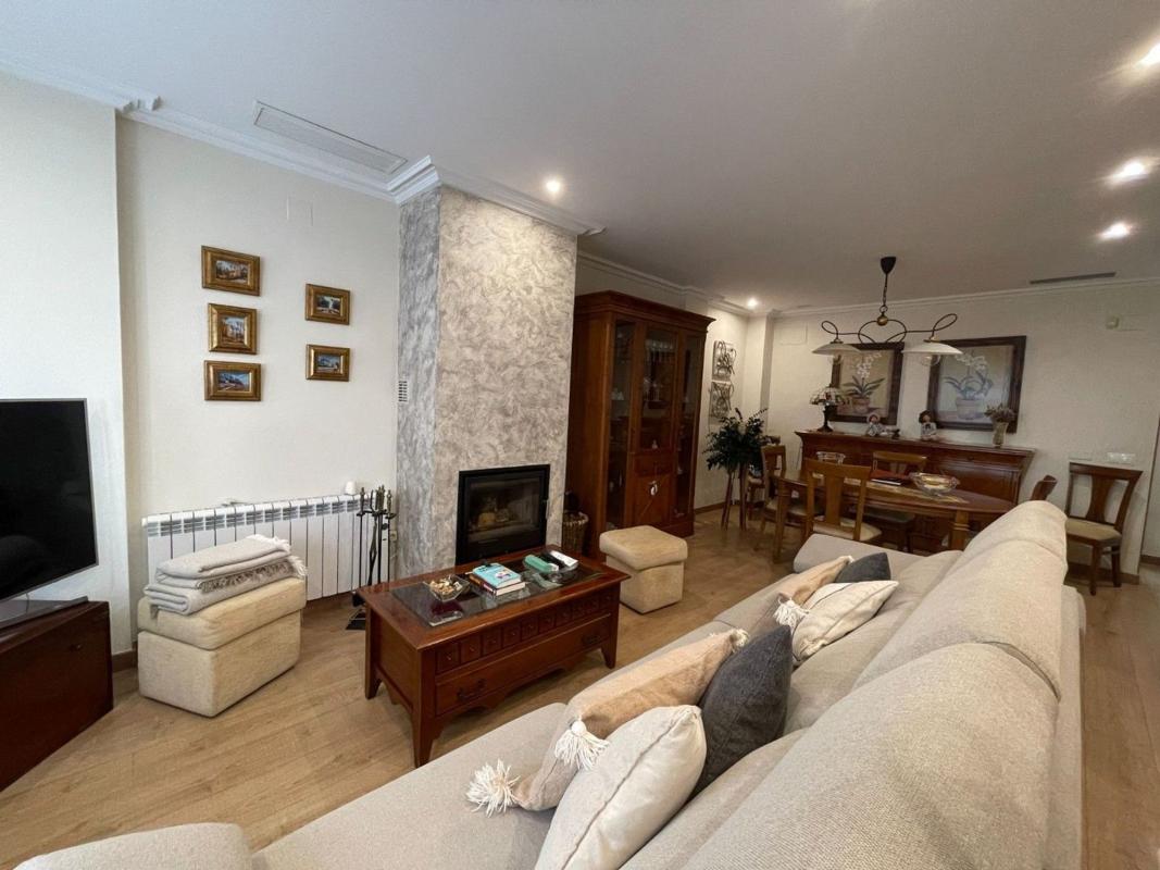 Недвижимость на продажу и в аренду в Испании photo 4