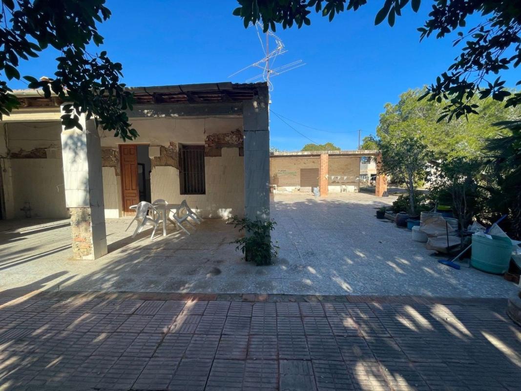 Propiedades en venta y alquiler en España photo 2