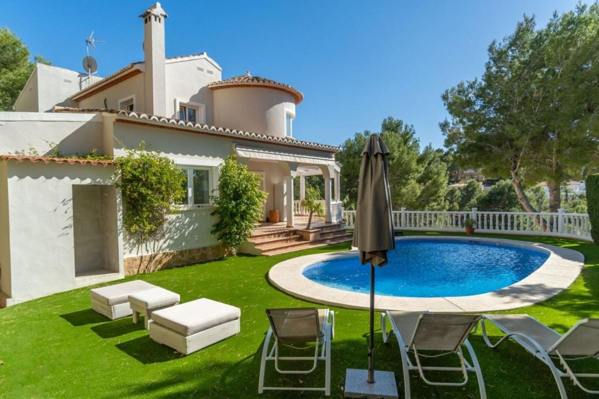 Propiedades en venta y alquiler en España photo 1
