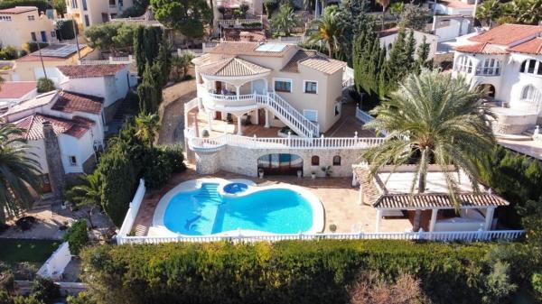 Chalet independiente en venta en Casa o chalet en Maryvilla, Calpe, Calpe
 photo 2