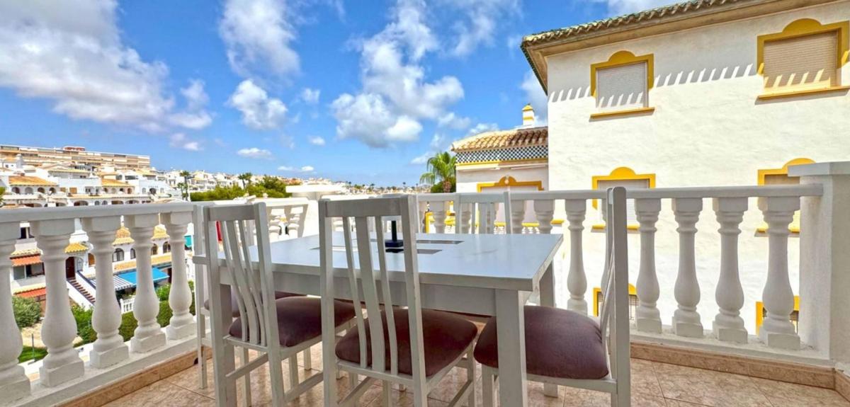 Venta de duplex en Dúplex en Avenida Ramón del Valle Inclán - Torreta, La Siesta - El Salado - Torreta, Torrevieja, Torrevieja photo 3