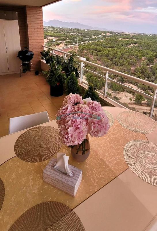 Venta de piso en Piso en Pueblo Poniente, Benidorm, Benidorm
photo 3