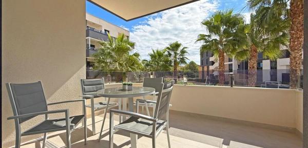 Sprzedaż mieszkania w Piso en Urbanización los Almendros, Zona Lago - Los Almendros, Orihuela, Orihuela
thumbnail 1