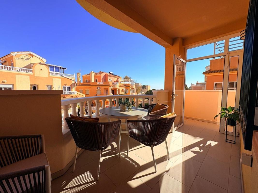 Venta de duplex en Dúplex en Calle Alcázar de Segovia, Lomas de Don Juan, Orihuela, Orihuela photo 2