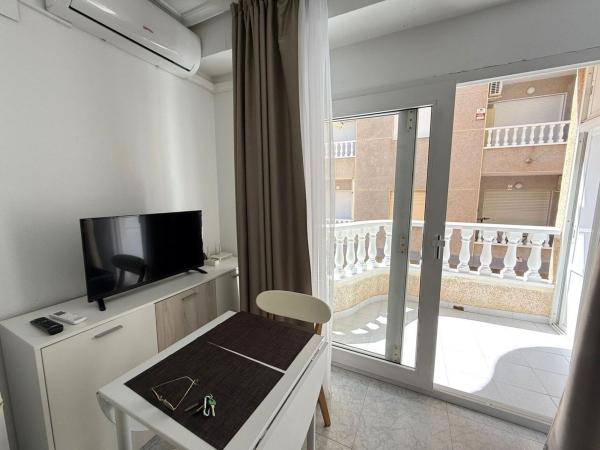 Estudio en venta en Estudio en Calle Galera, Playa del Cura, Torrevieja, Torrevieja photo 2