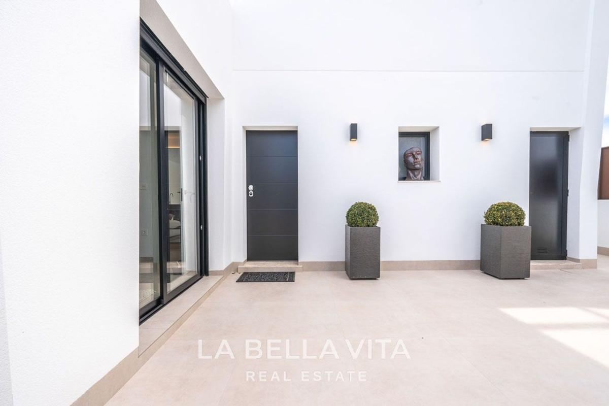 Obra nueva villa en Roldán en Torre-Pacheco (Revista) photo 5