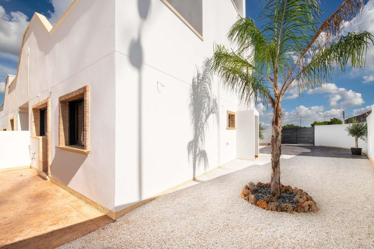 Properties for sale and rent in Spain photo 4
