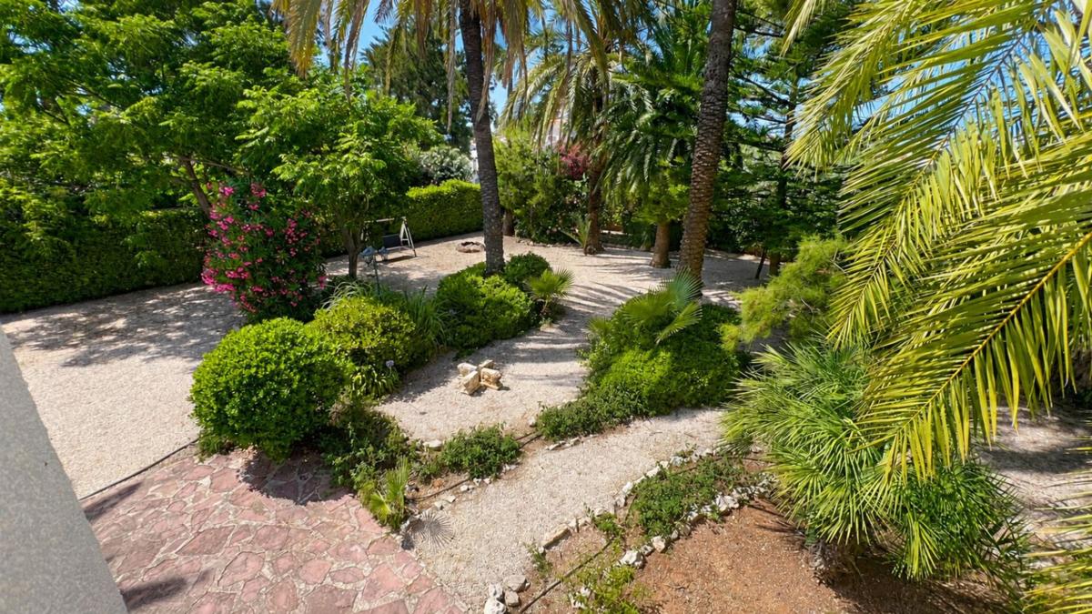 Продажа загородного участка в Finca rústica en Centro Urbano, Denia , Дения photo 1