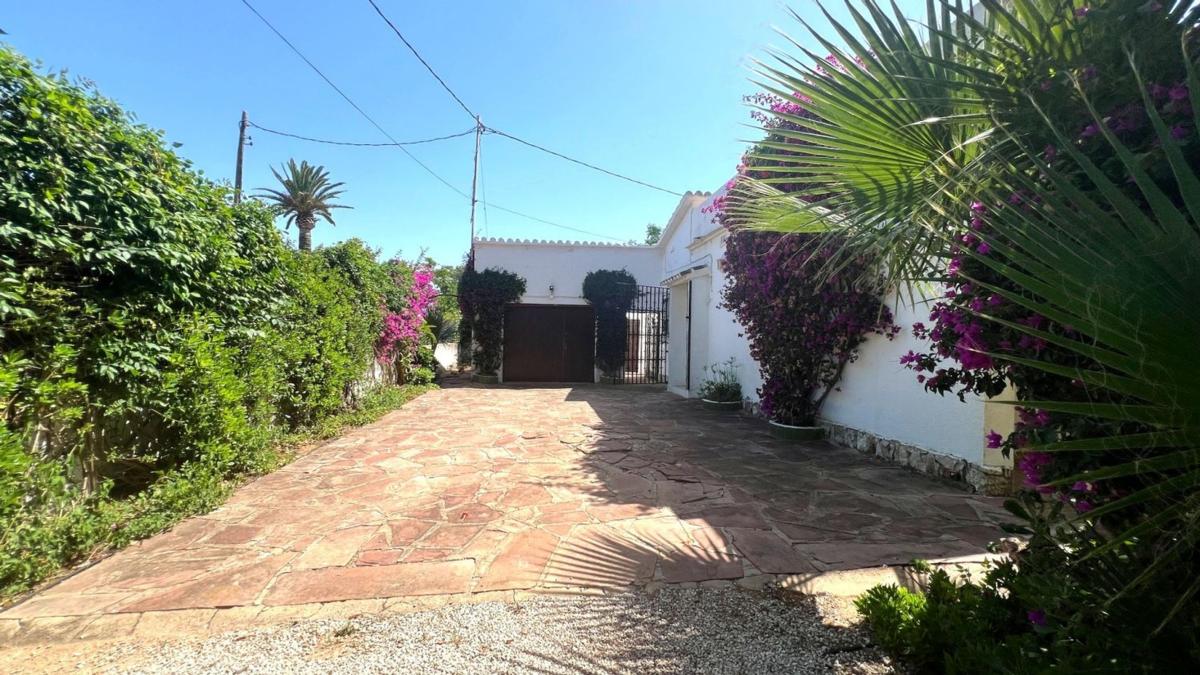 Продажа загородного участка в Finca rústica en Centro Urbano, Denia , Дения photo 4
