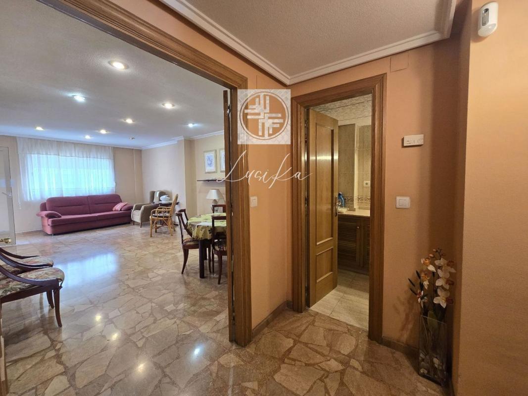 Venta de piso en Piso en Campoamor, Alicante / Alacant, Alicante / Alacant
photo 4