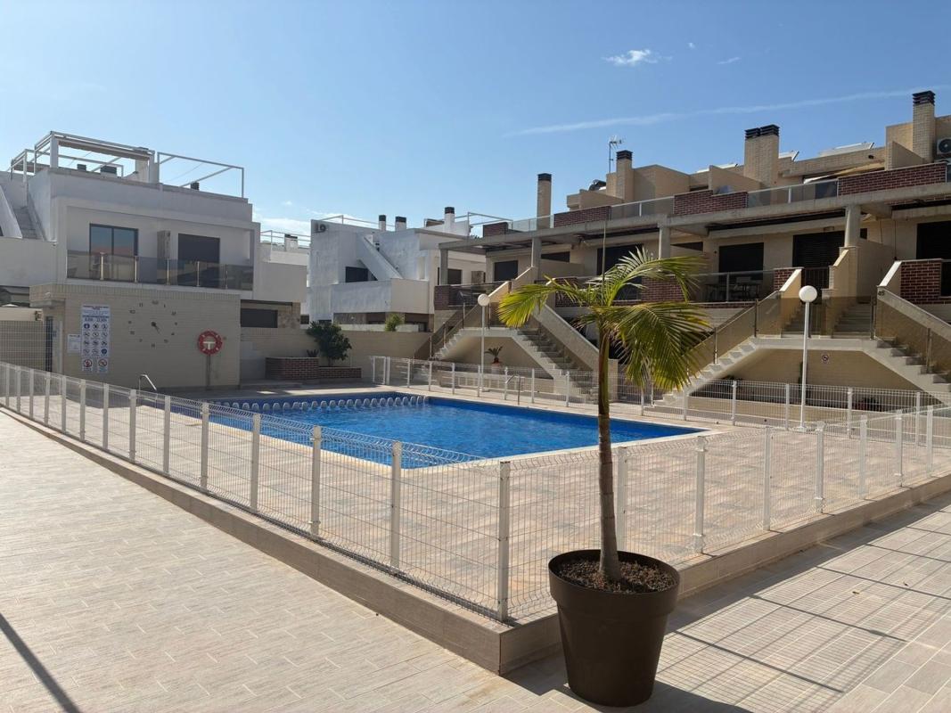 Продажа пентхауса на Ático en Calle Cabo Tiñoso, Lomas de Cabo Roig, Orihuela, Ориуэла photo 4