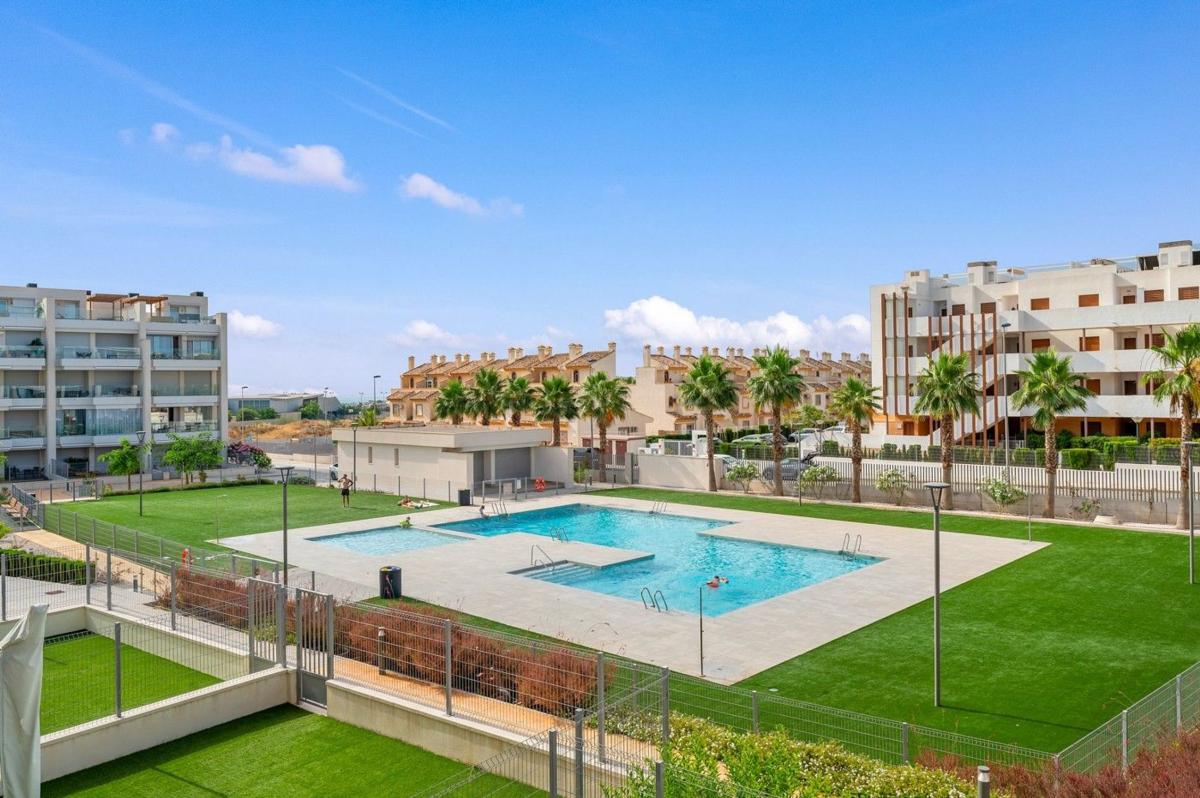 Продажа квартиры на Piso en Villamartín, Orihuela, Ориуэла
photo 5