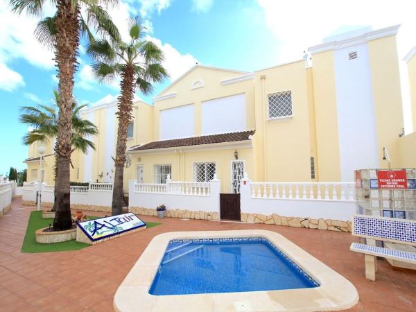 Chalet pareado en Centro de la Ciudad Quesada, Rojales thumbnail 1