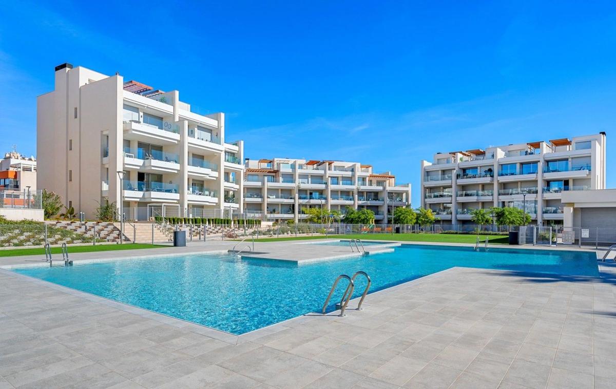 Продажа квартиры на Piso en Villamartín, Orihuela, Ориуэла
photo 2