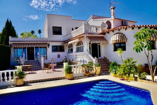 Casa o chalet independiente en Urbanización Ortenbach, Calpe, 2 g, Cometa-Carrió, Calpe photo 1