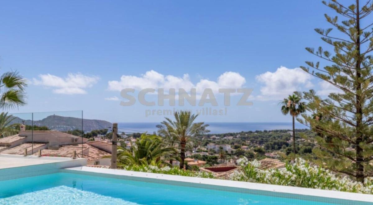 Sprzedaż niezależnego domku jednorodzinnego w  Casa o chalet en Casco Urbano, Moraira, Moraira photo 2