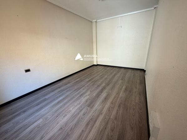 Venta de piso en Piso en Calle Sergent Navarro, Novelda, Novelda
 photo 3