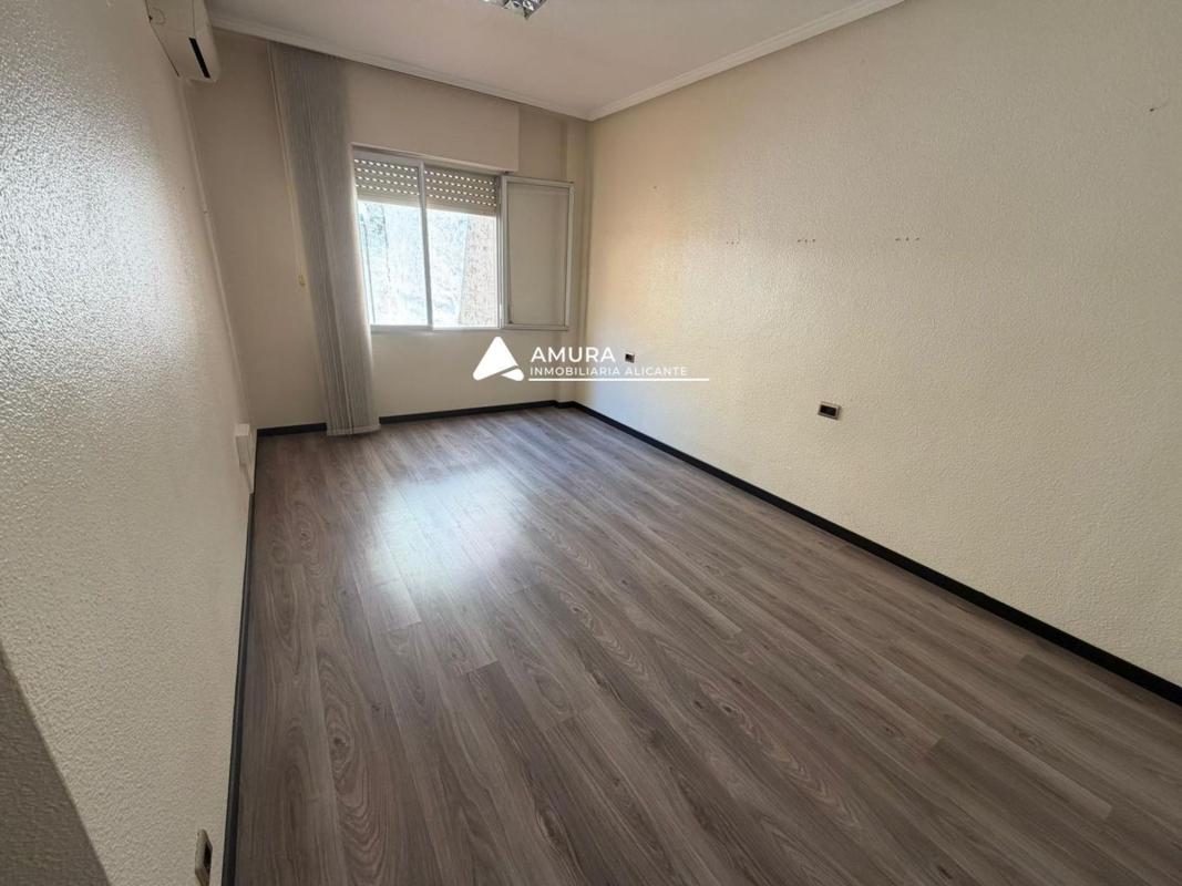 Venta de piso en Piso en Calle Sergent Navarro, Novelda, Novelda
photo 5