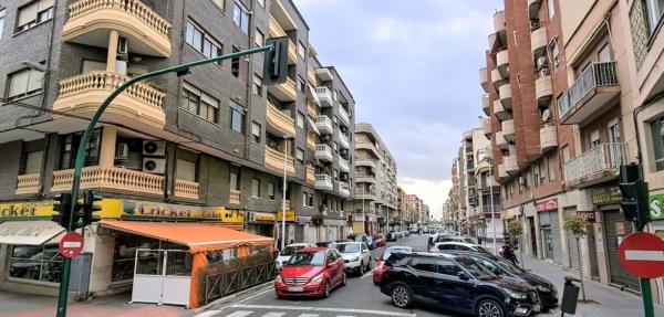 Venta de piso en Piso en Calle Capità Gaspar Ortiz, Plaza Crevillente-Juzgados, Elche / Elx, Elche / Elx
 photo 2