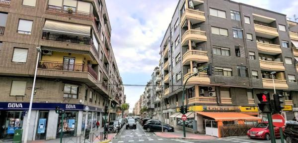 Venta de piso en Piso en Calle Capità Gaspar Ortiz, Plaza Crevillente-Juzgados, Elche / Elx, Elche / Elx
 photo 3