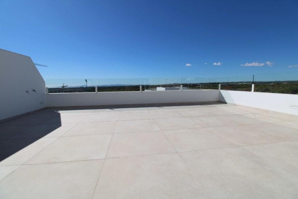Продажа квартиры на Piso en Calle Peña del Águila, Las Colinas Golf, Orihuela, Ориуэла
photo 2