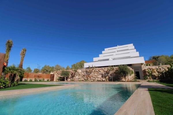 Sprzedaż mieszkania w Piso en Calle Peña del Águila, Las Colinas Golf, Orihuela, Orihuela
thumbnail 2