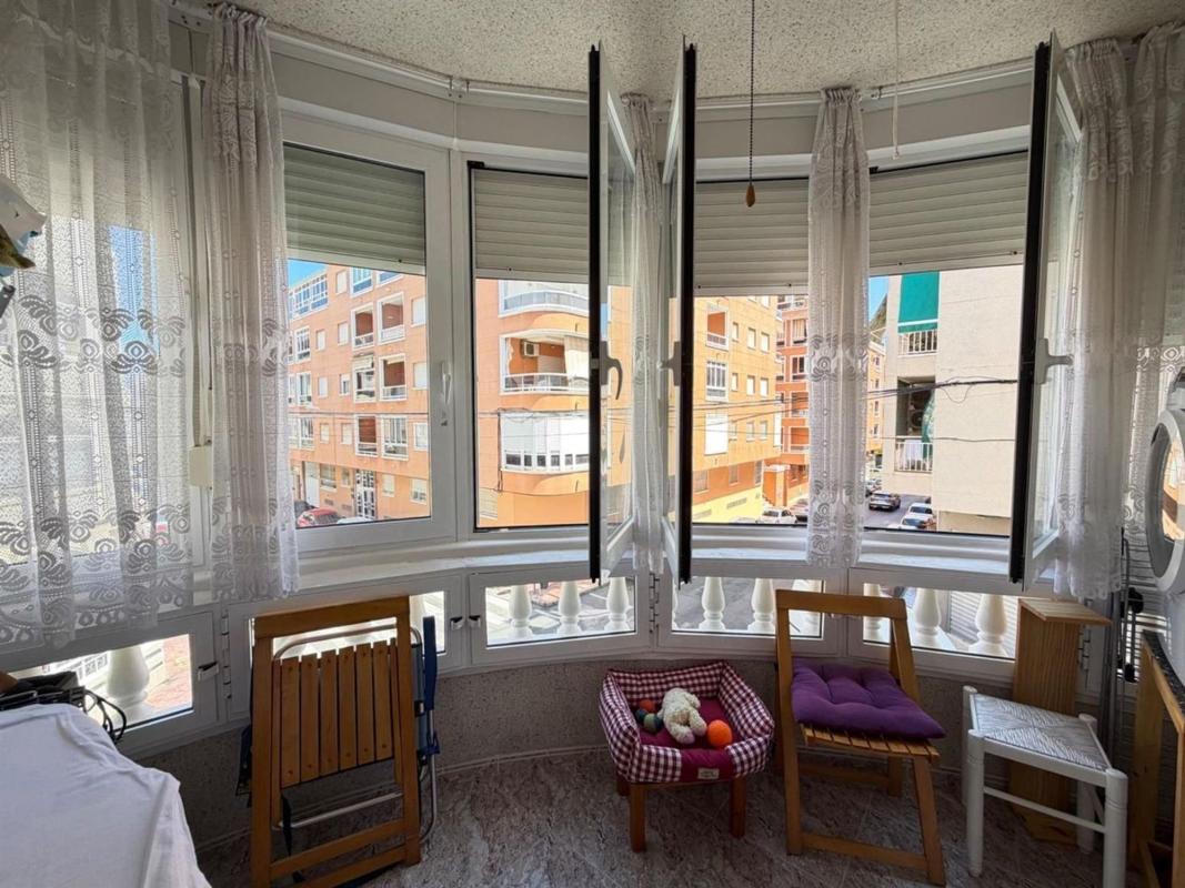 Продажа квартиры на Piso en Calle Galeón, Avenida Habaneras - Curva de Palangre, Torrevieja, Торревьеха
photo 3