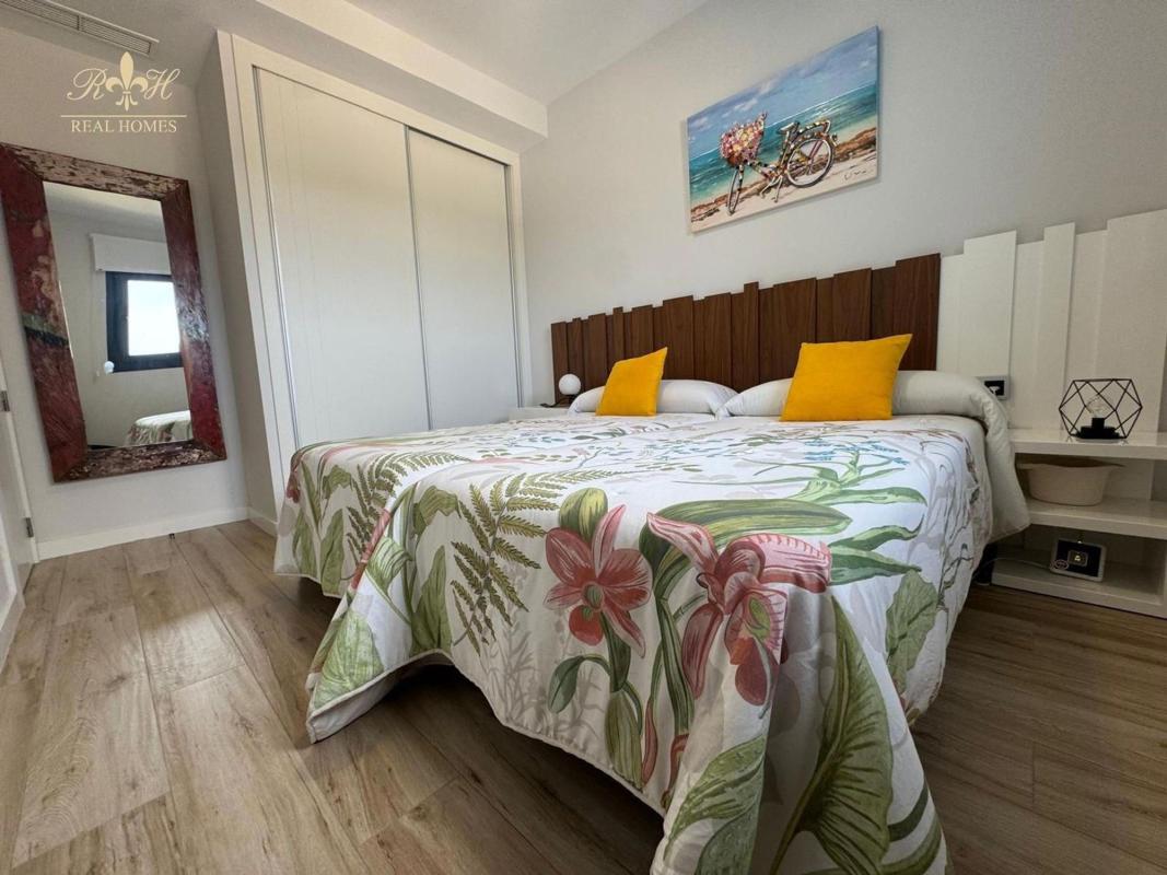 Venta de piso en Piso en Avenida República Argentina, Playa de Poniente, Benidorm, Benidorm
 photo 3