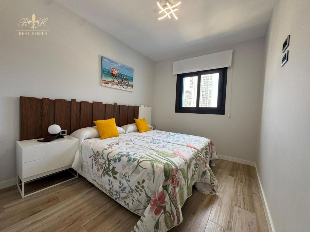Venta de piso en Piso en Avenida República Argentina, Playa de Poniente, Benidorm, Benidorm
 photo 4