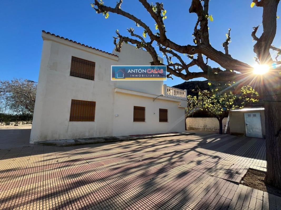 Properties for sale and rent in Spain photo 1