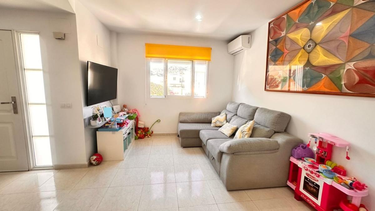 Properties for sale and rent in Spain photo 2