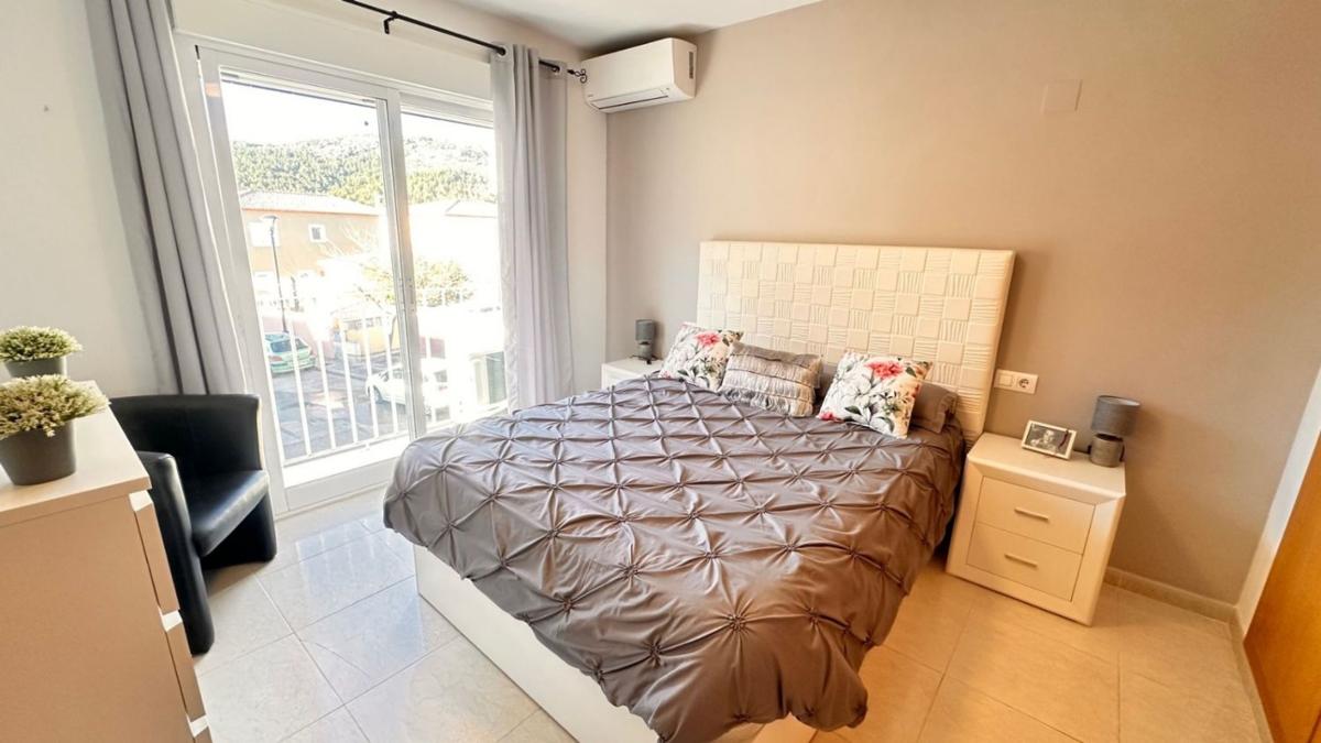 Properties for sale and rent in Spain photo 3
