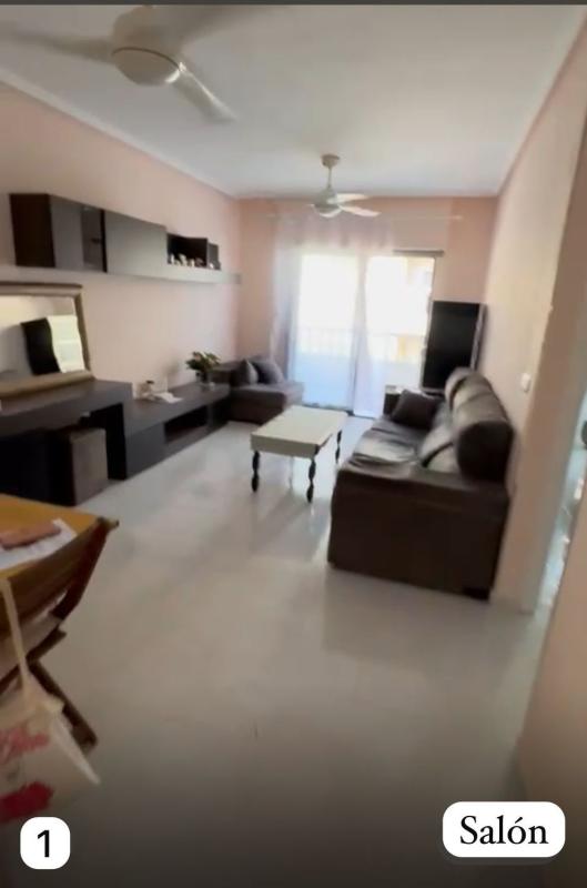 Venta de piso en Piso en Calle del Tomillo s/n, El Molino, Torrevieja, Torrevieja
photo 1
