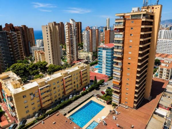 Venta de piso en Piso en Calle de Londres, 4, Zona Sierra Helada, Benidorm, Benidorm
 photo 1