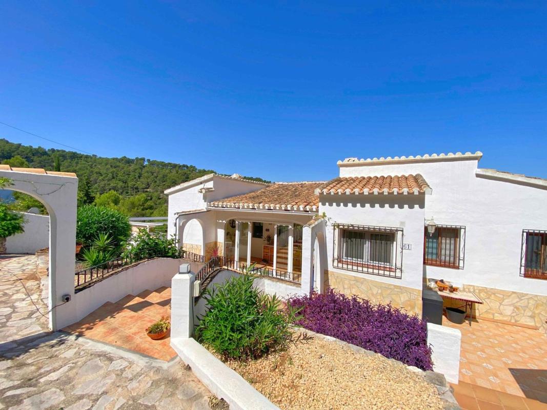 Propiedades en venta y alquiler en España photo 1
