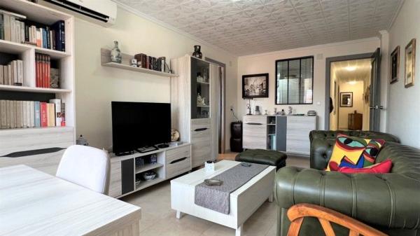 Venta de piso en Piso en El Acequión, Torrevieja, Torrevieja
thumbnail 2
