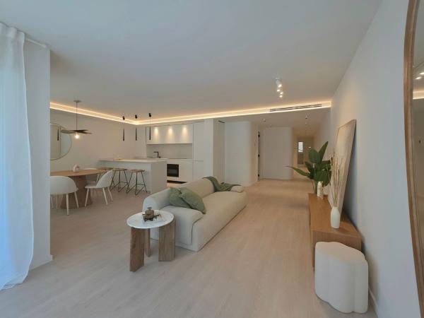 Venta de piso en Piso en Avenida Maisonnave, 9, Ensanche-Diputación, Alicante / Alacant, Alicante / Alacant
thumbnail 3