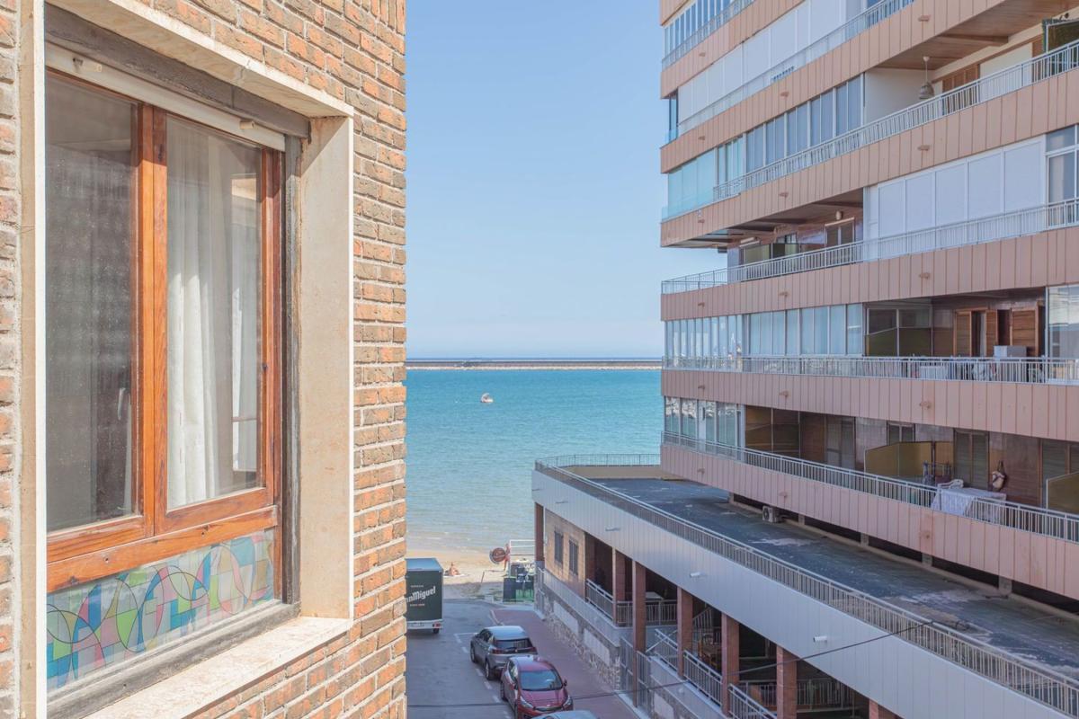 Venta de piso en Piso en El Acequión, Torrevieja, Torrevieja
photo 2